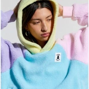 TEDDY FRESH SZ L OVERSIZE THICK SHERPA HOODED COLOR BLOCK PULLOVER